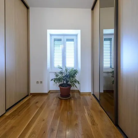 펜션 Traditional Croatian House Dolina, Orasac