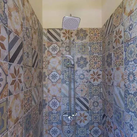 Traditional Croatian House Dolina, Orasac بيت للعطل